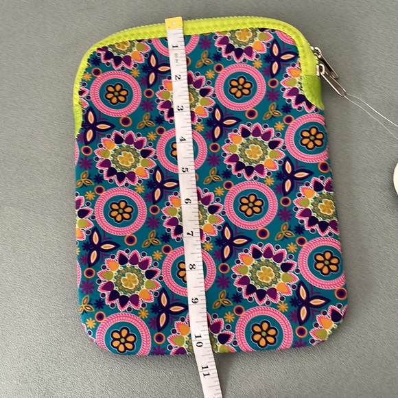 Paisley tablet case - Picture 3 of 5